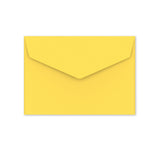 V-läpälliset kirjekuoret liimanauhalla