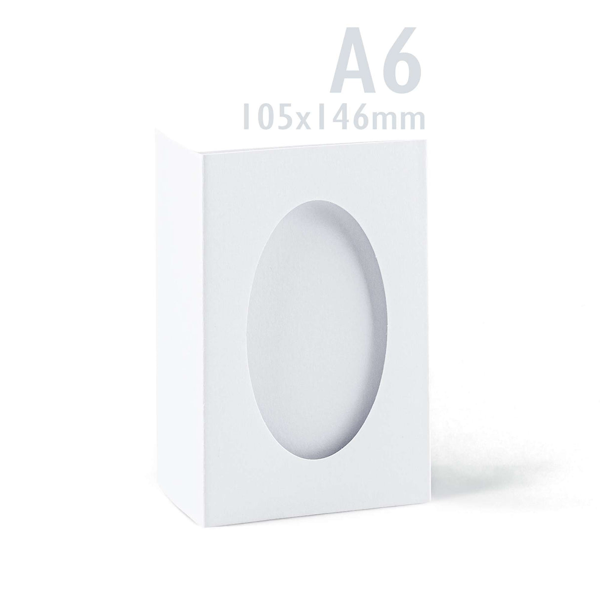 Valkoiset kolmiosaiset kortit, ovaali aukko – pakkaus