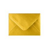 Kullanvärinen metallinen kirjekuori 70x100 mm